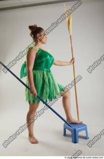 2020 01 KATERINA STANDING POSE WITH SPEAR AND SWORD (16)